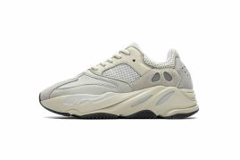 Picture of Yeezy 700 _SKUfc4221071fc